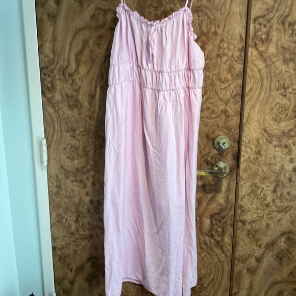 Beautiful pink dress bought in London - Picture 1 of 1